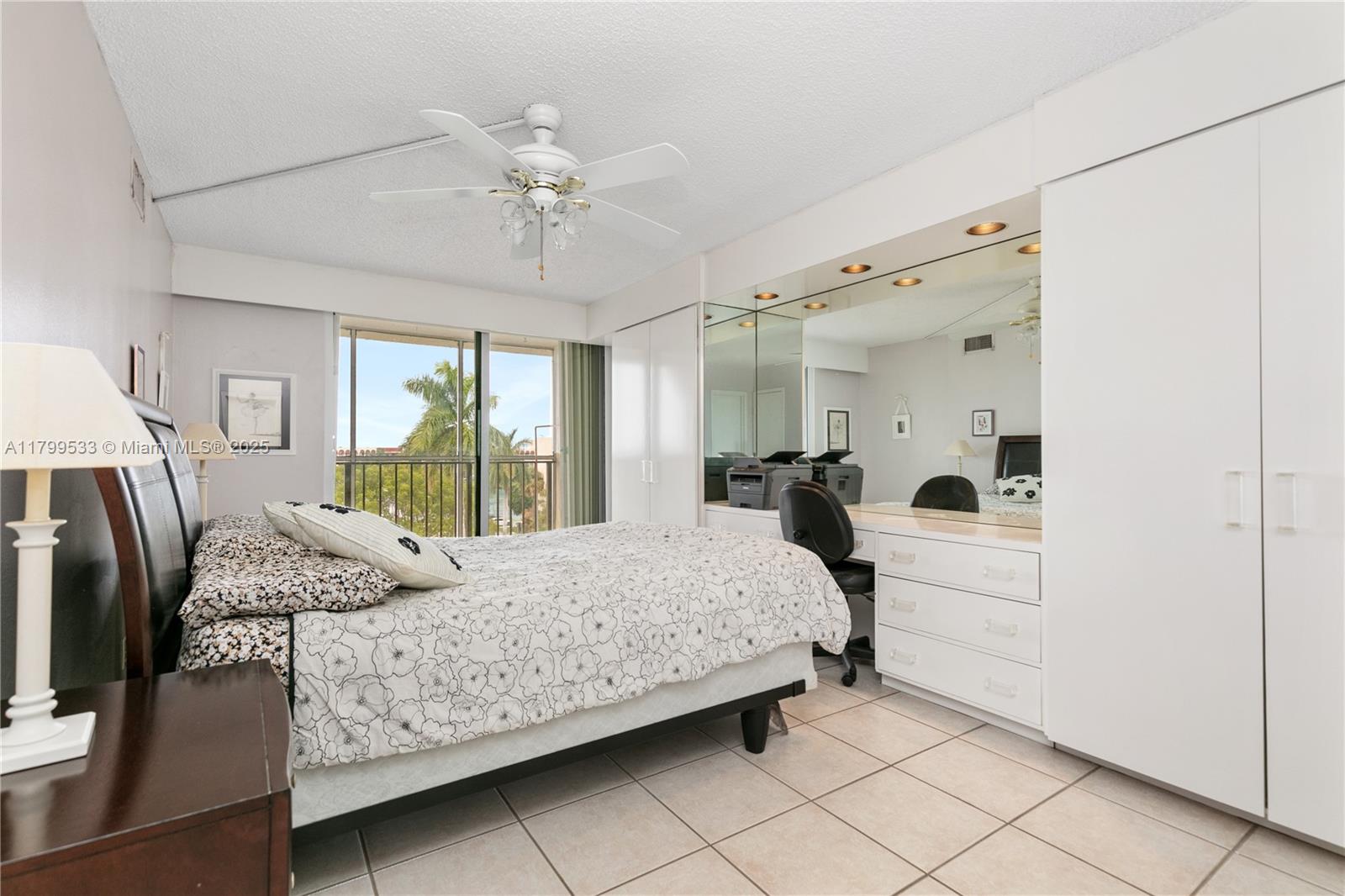 DESOTO PARK CONDO - Residential Lease
