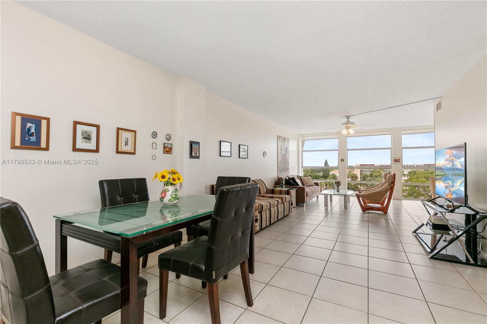 DESOTO PARK CONDO - Residential Lease