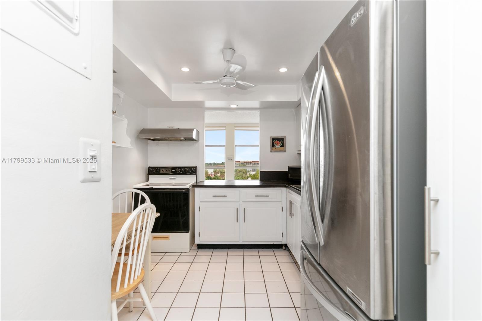 DESOTO PARK CONDO - Residential Lease