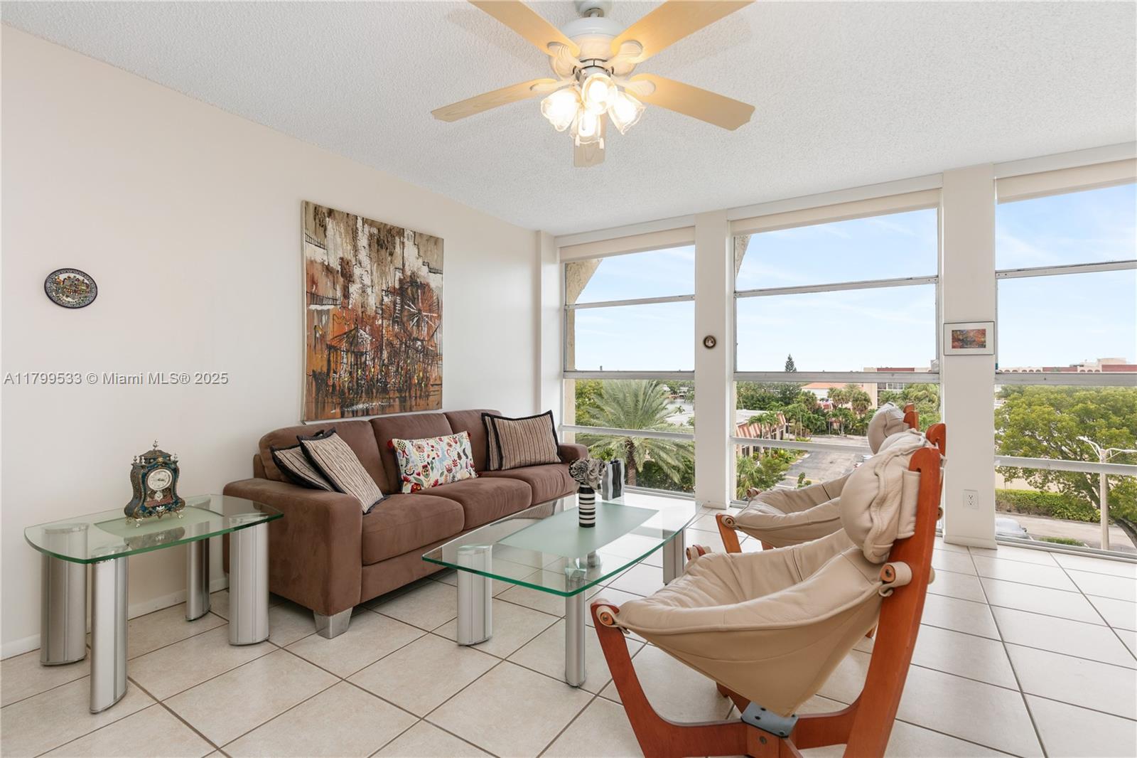 DESOTO PARK CONDO - Residential Lease