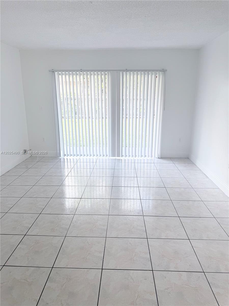 Centrally located 1 bedroom, 1 bathroom rental in Miami Gardens near major highways, shopping, dining, public transportation, and Hard Rock Stadium. This competitively priced unit offers comfortable living space, a spacious bedroom, onsite laundry, fast approval, and immediate occupancy available after 6/5/26. Section 8 vouchers welcome.