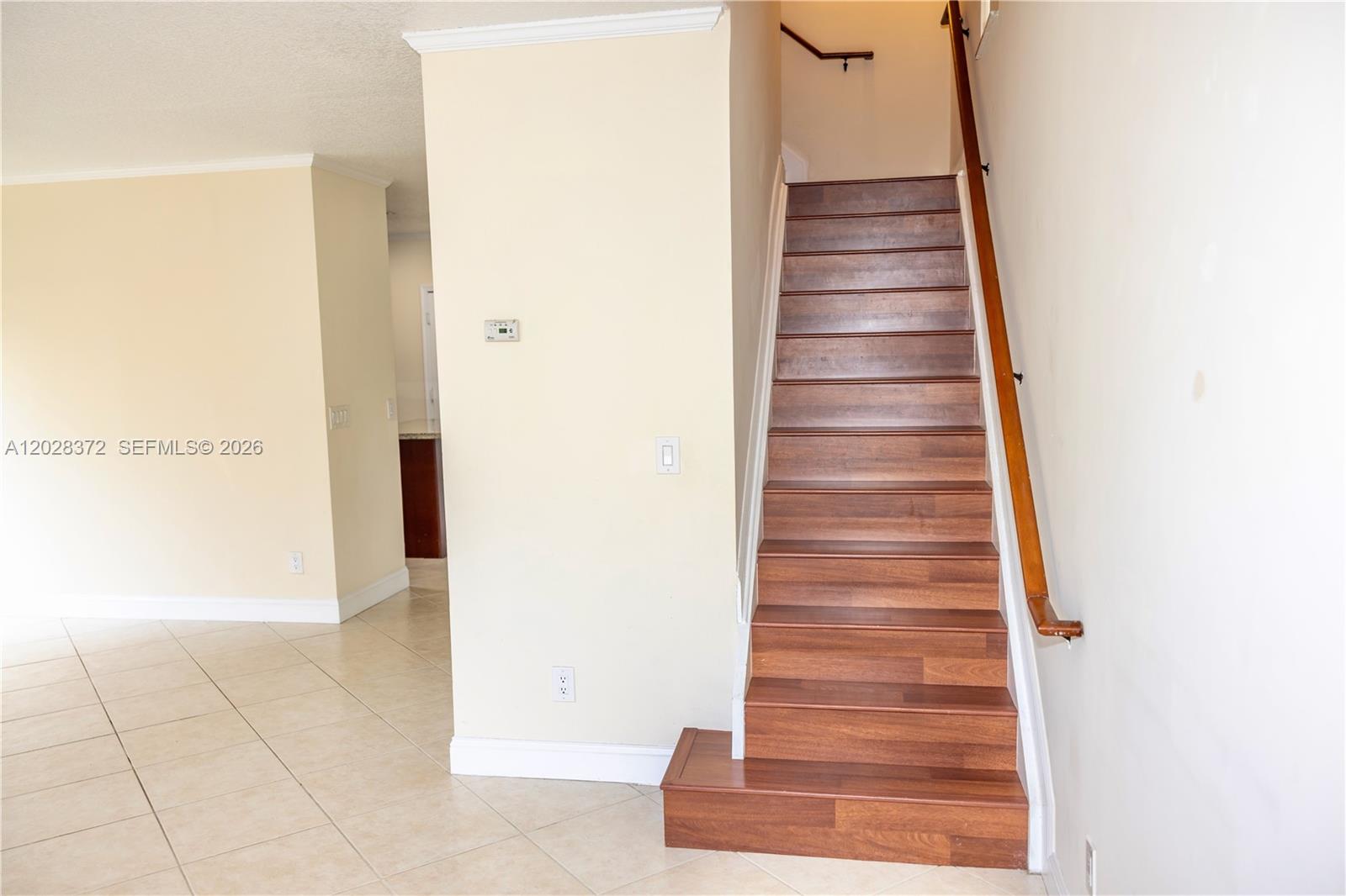 KENSINGTON MANOR - Residential