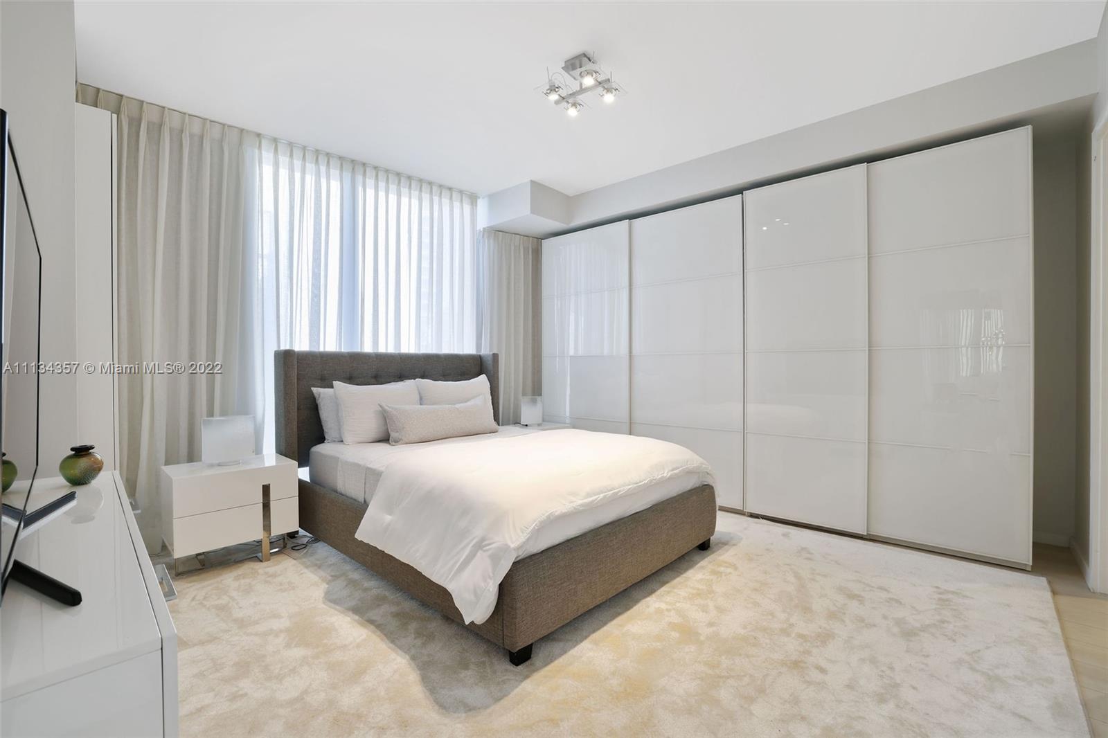 ONE OCEAN CONDO - Residential