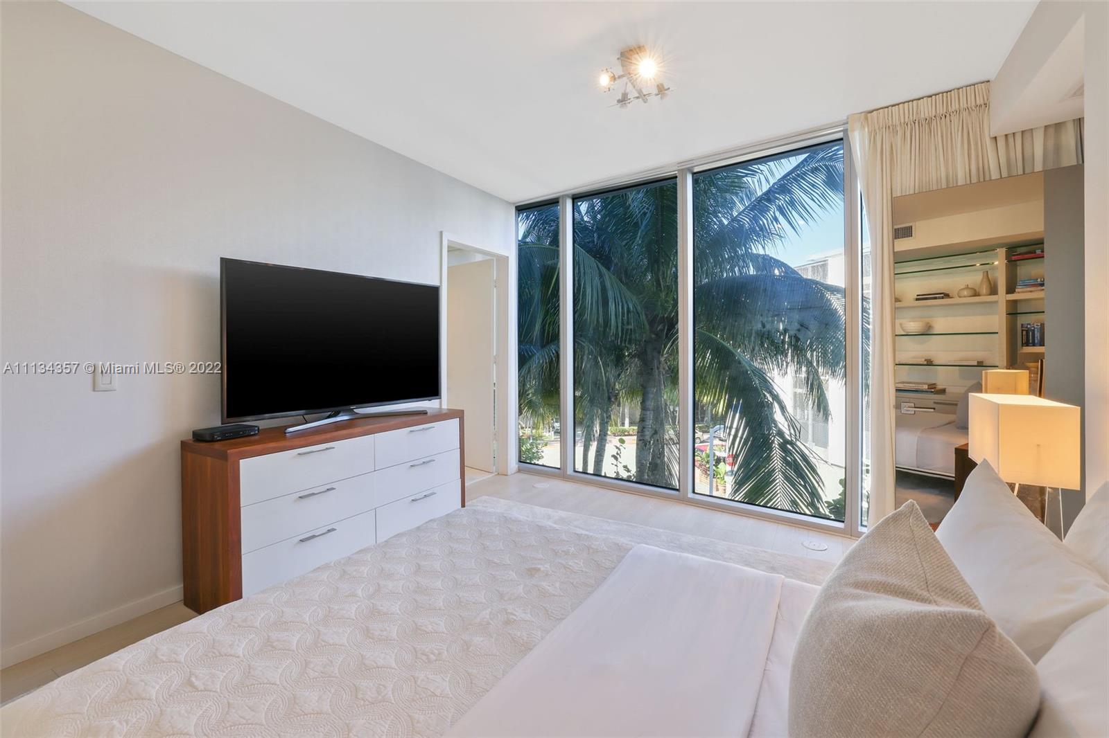 ONE OCEAN CONDO - Residential