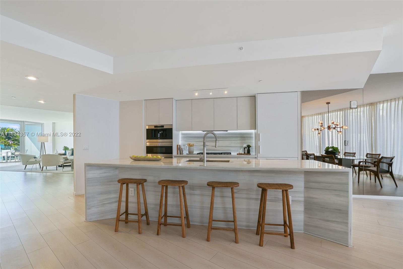 ONE OCEAN CONDO - Residential