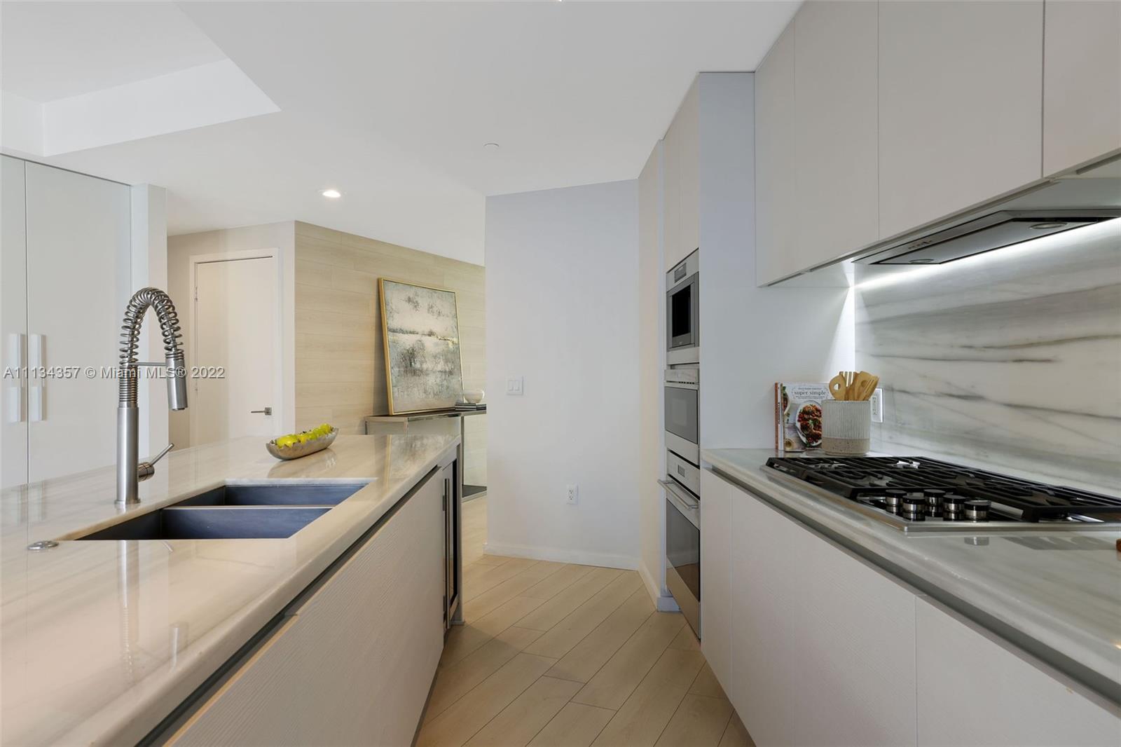 ONE OCEAN CONDO - Residential