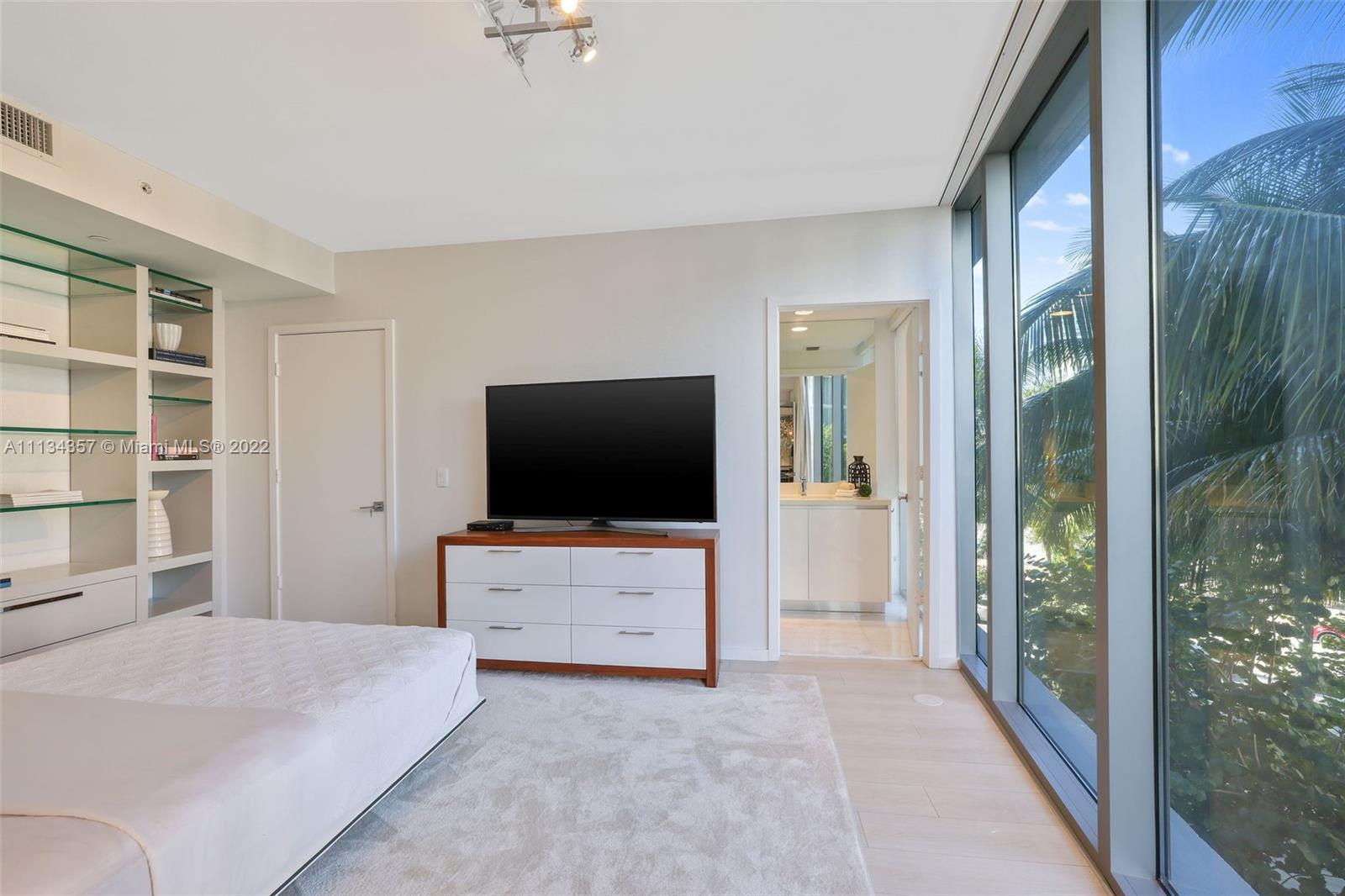 ONE OCEAN CONDO - Residential