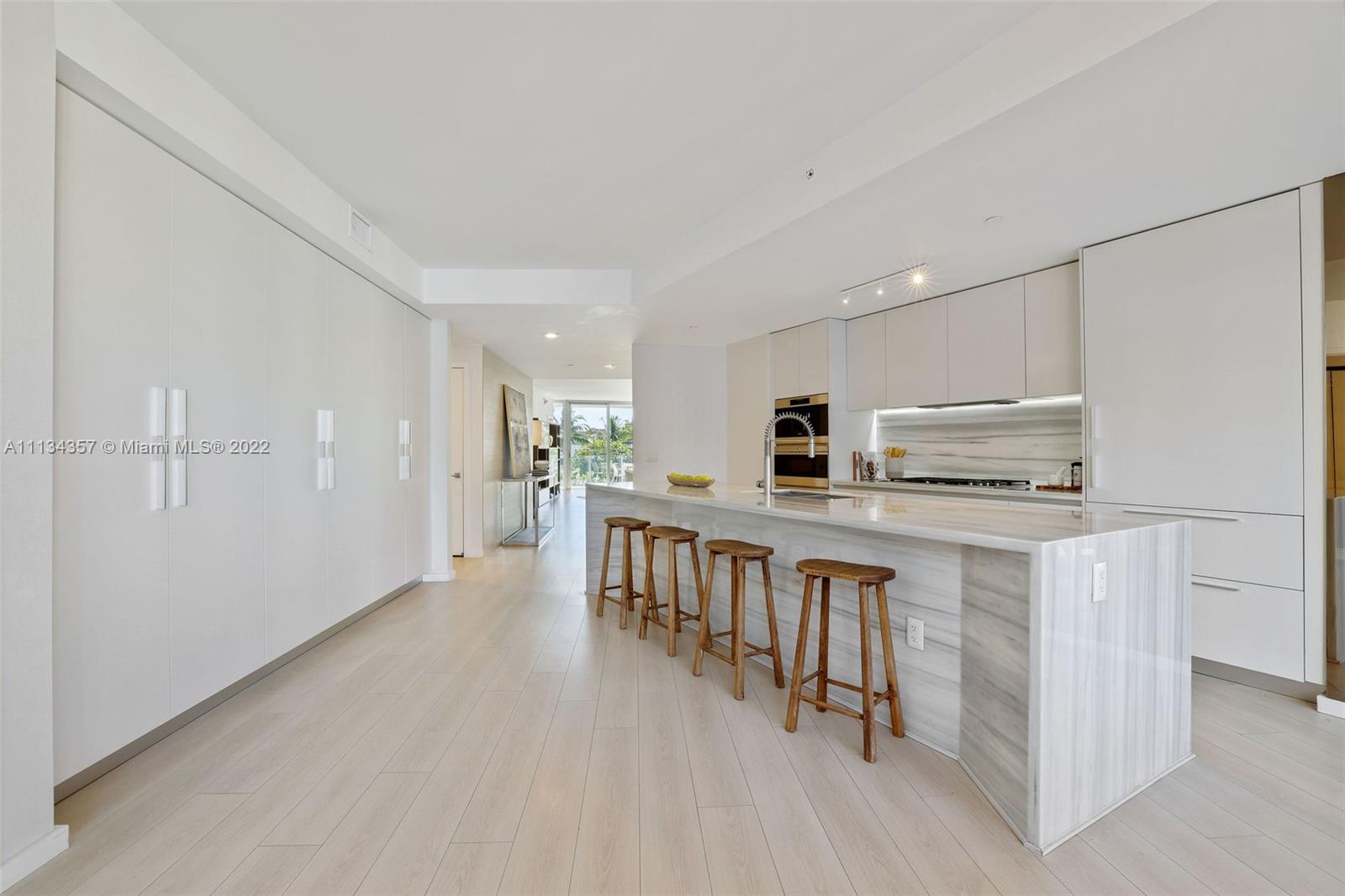 ONE OCEAN CONDO - Residential