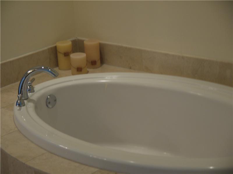 AVENTURA MARINA CONDO NUM - Residential Lease