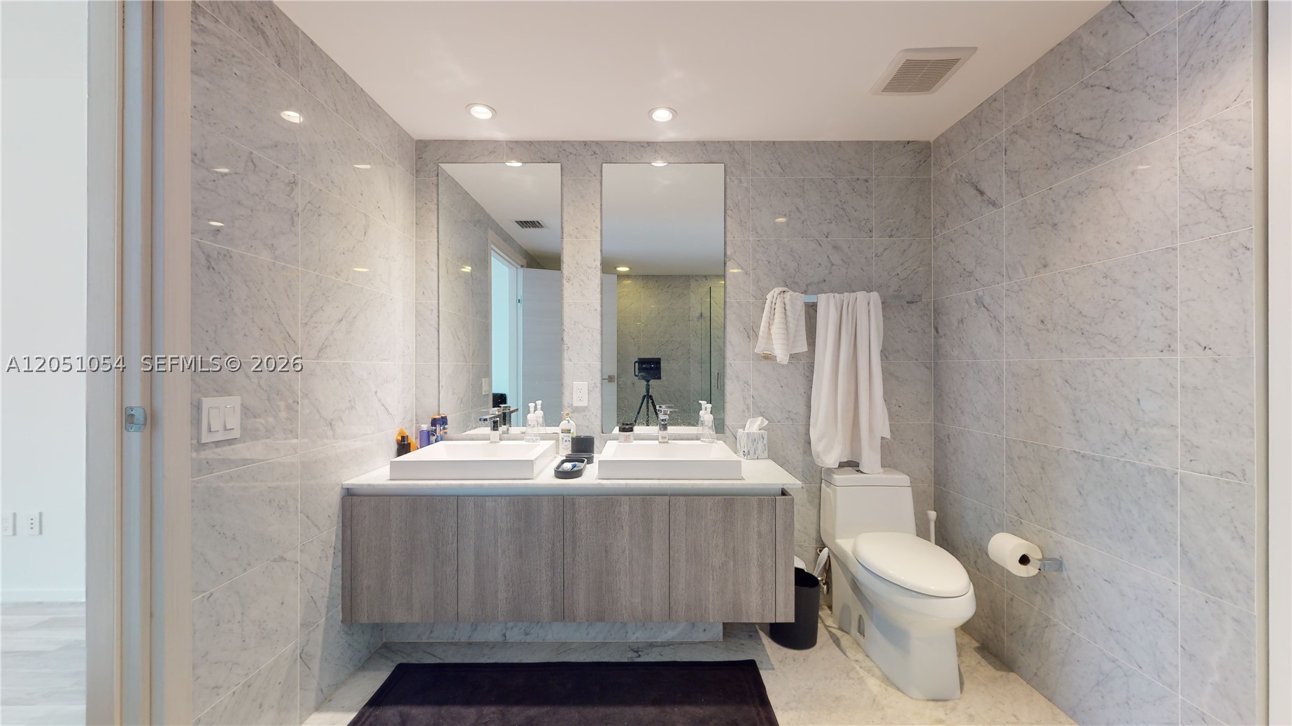 801 SMA RESIDENCES CONDO - Residential Lease