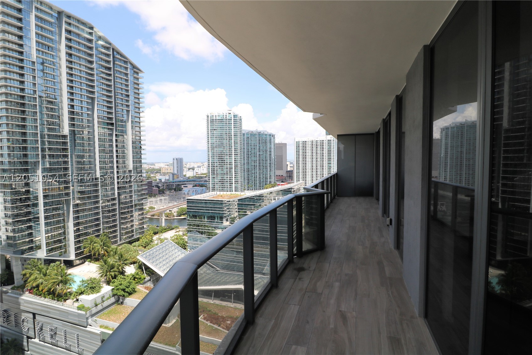 801 SMA RESIDENCES CONDO - Residential Lease