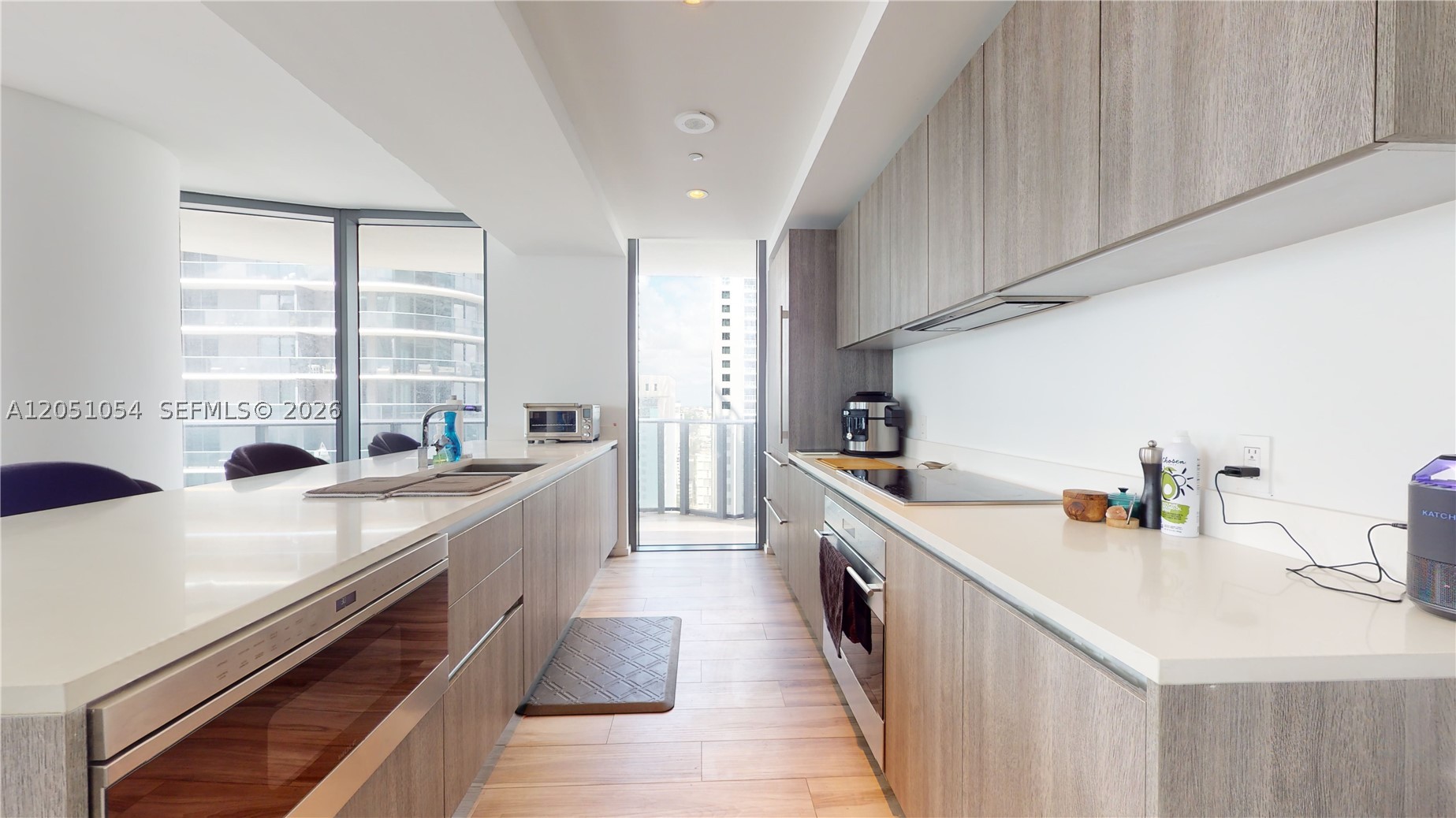 801 SMA RESIDENCES CONDO - Residential Lease
