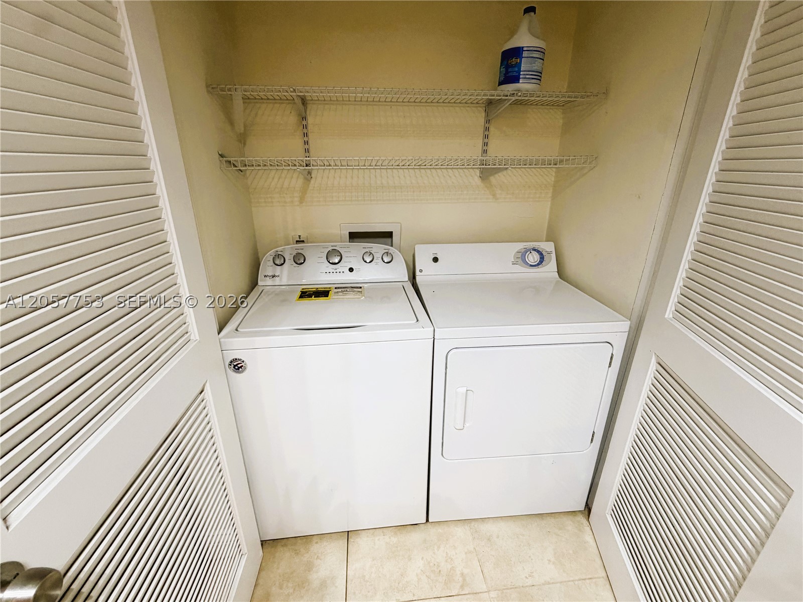 DADELAND CAPRI CONDO - Residential