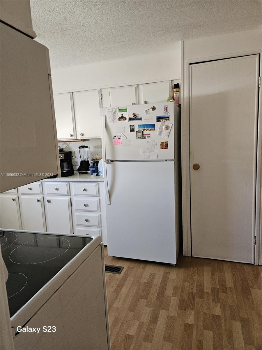 NORTHERN PINES MOBILE HOM - Residential