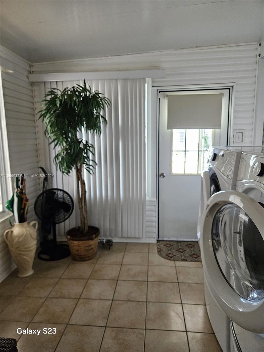 NORTHERN PINES MOBILE HOM - Residential