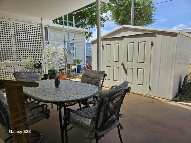 NORTHERN PINES MOBILE HOM - Residential