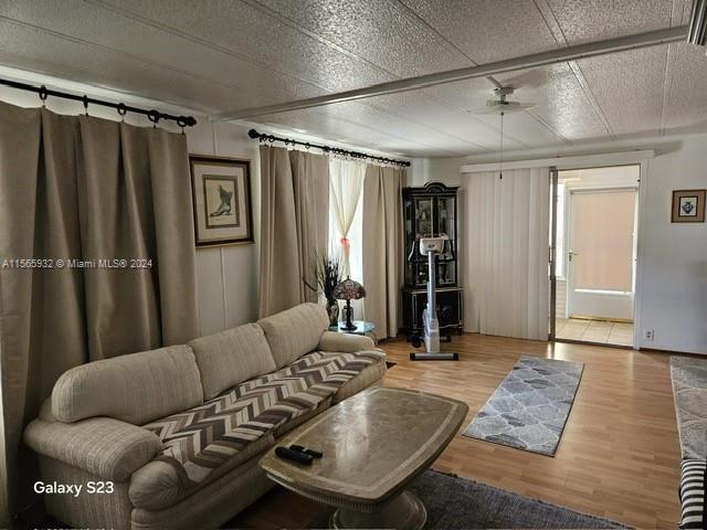 NORTHERN PINES MOBILE HOM - Residential