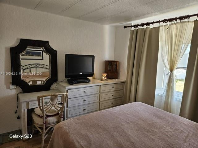 NORTHERN PINES MOBILE HOM - Residential