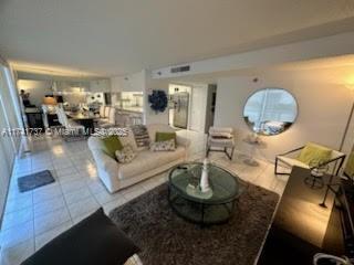 LE MAISONNEUVE CONDO - Residential Lease