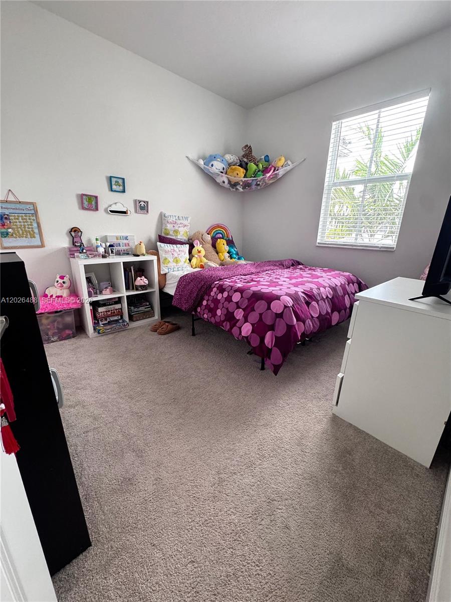 WYNDHAM LAKES PLAZA - Residential Lease