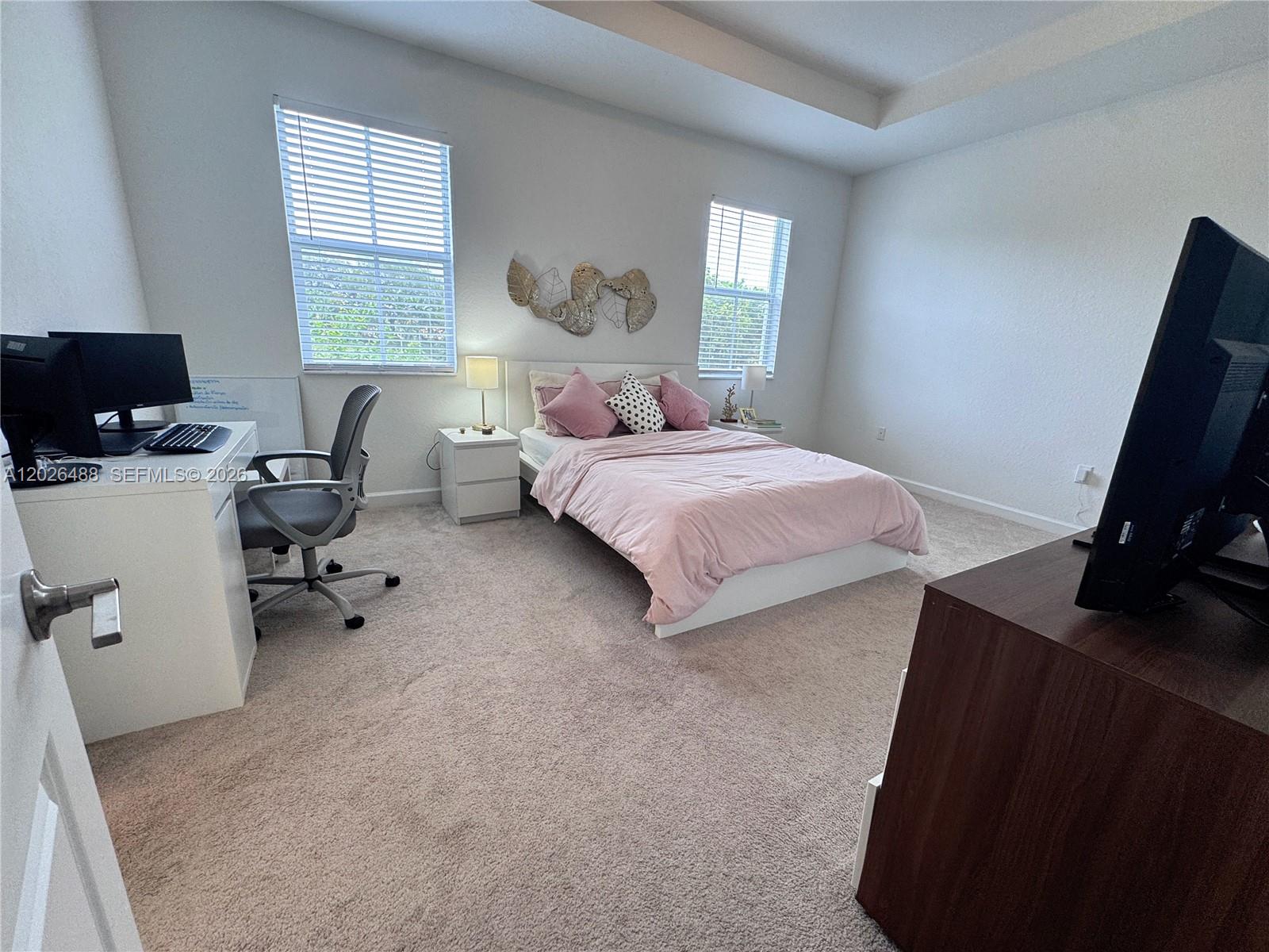WYNDHAM LAKES PLAZA - Residential Lease