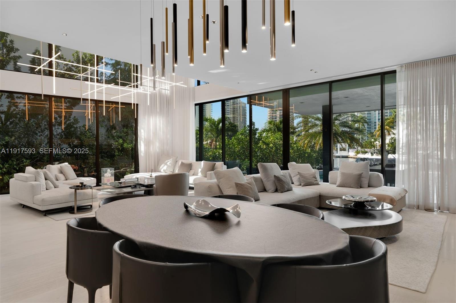GOLDEN BEACH SEC E - Residential