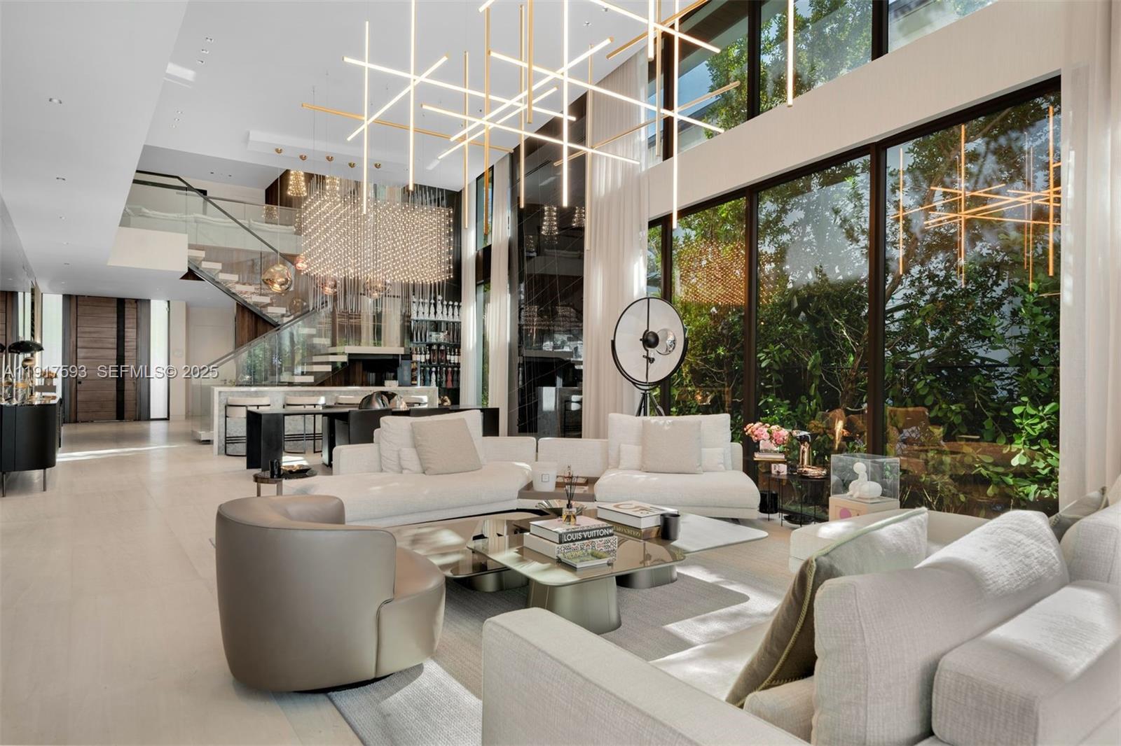 GOLDEN BEACH SEC E - Residential