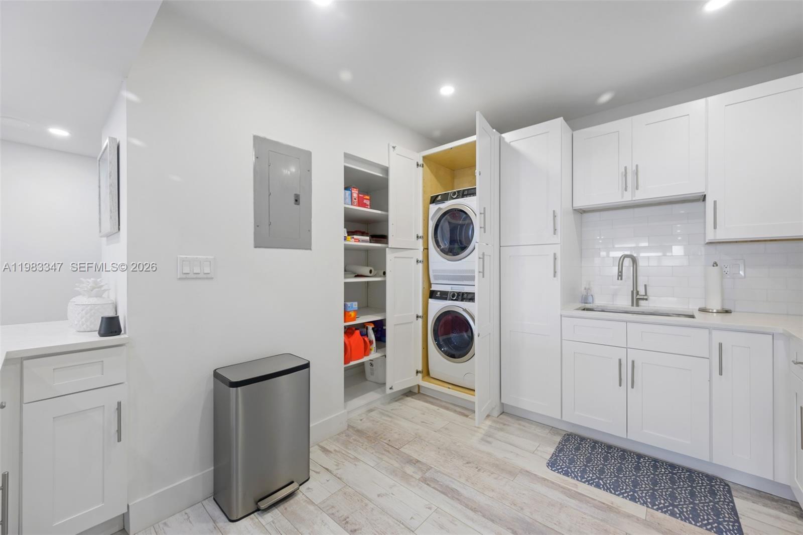 SEA AIR TOWERS CONDO - Residential Lease