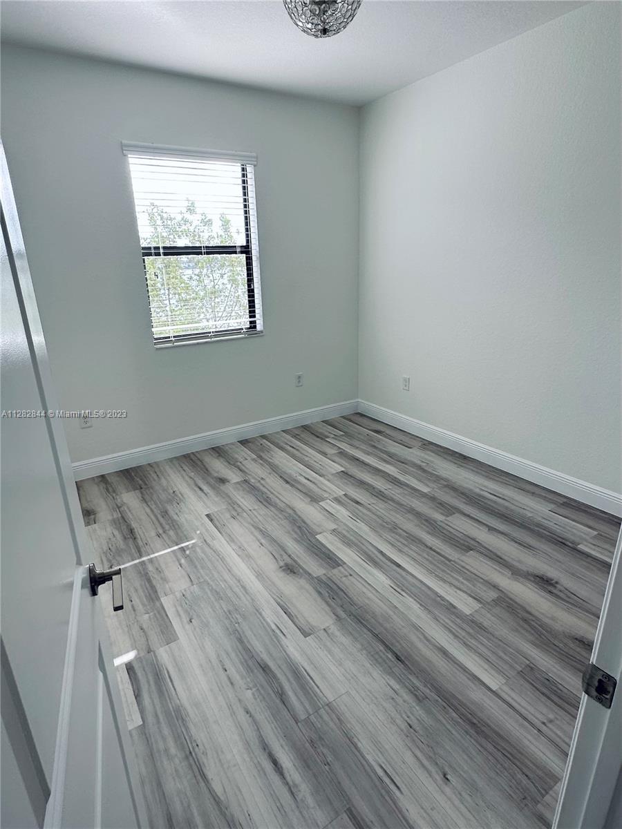 VIA VENTURA NEIGHBORHOOD - Residential Lease
