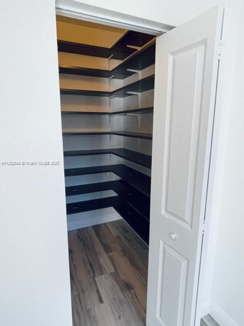 VIA VENTURA NEIGHBORHOOD - Residential Lease