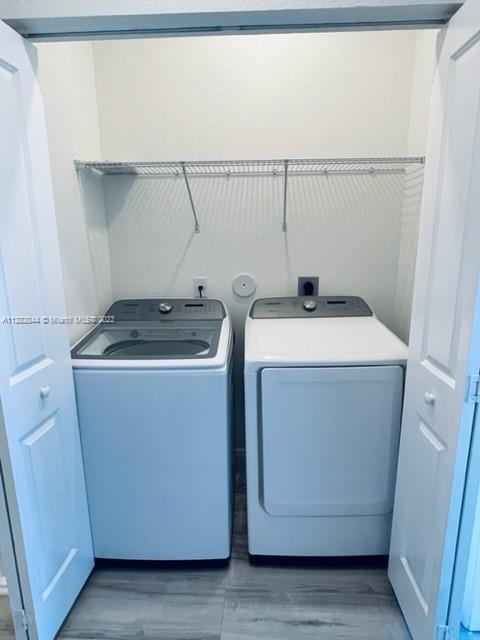 VIA VENTURA NEIGHBORHOOD - Residential Lease