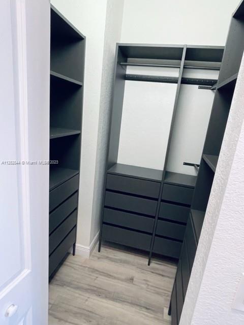 VIA VENTURA NEIGHBORHOOD - Residential Lease