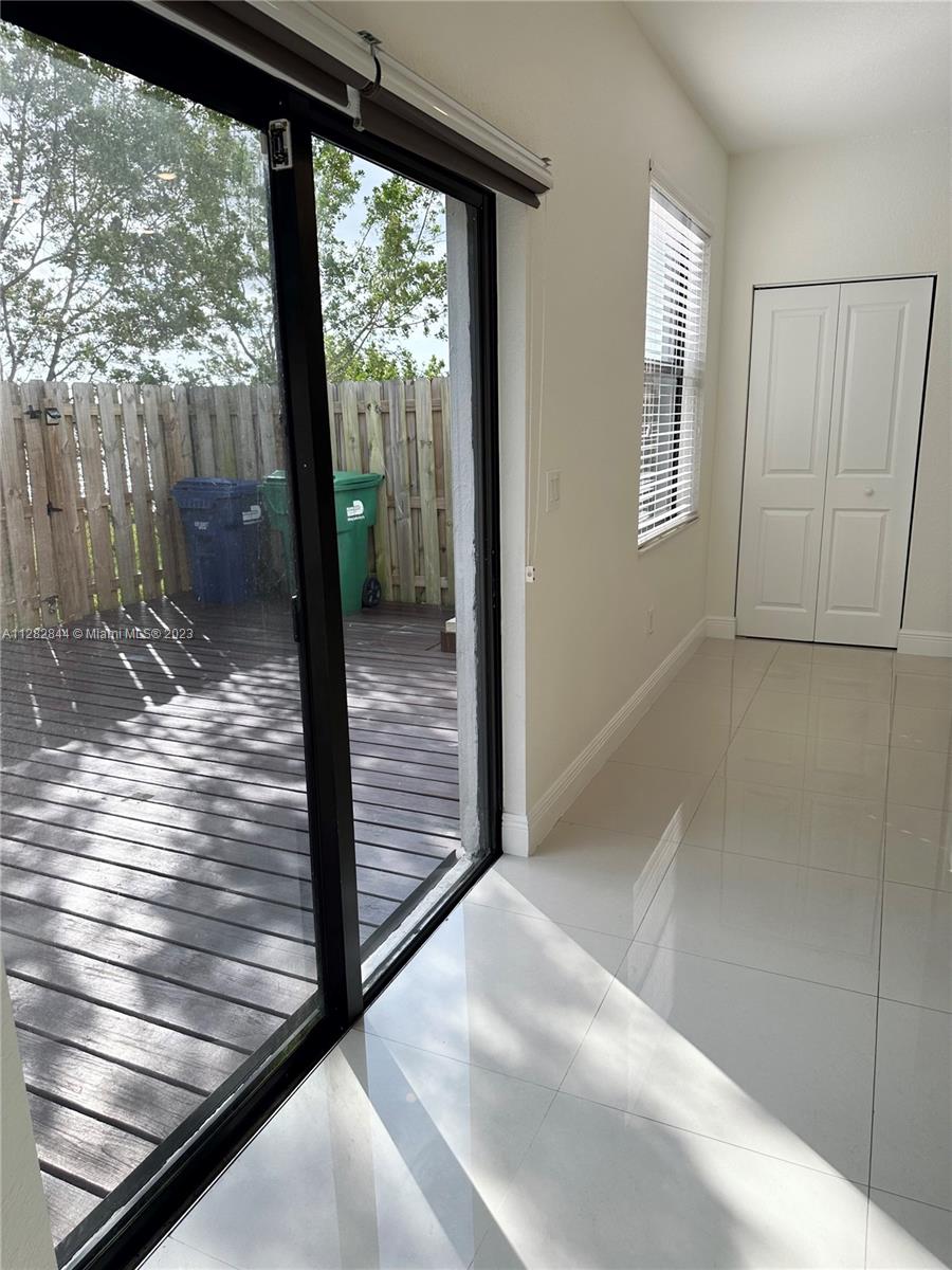 VIA VENTURA NEIGHBORHOOD - Residential Lease