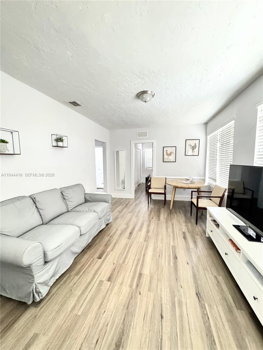 HOLLEMAN MANOR ADDN - Residential Income