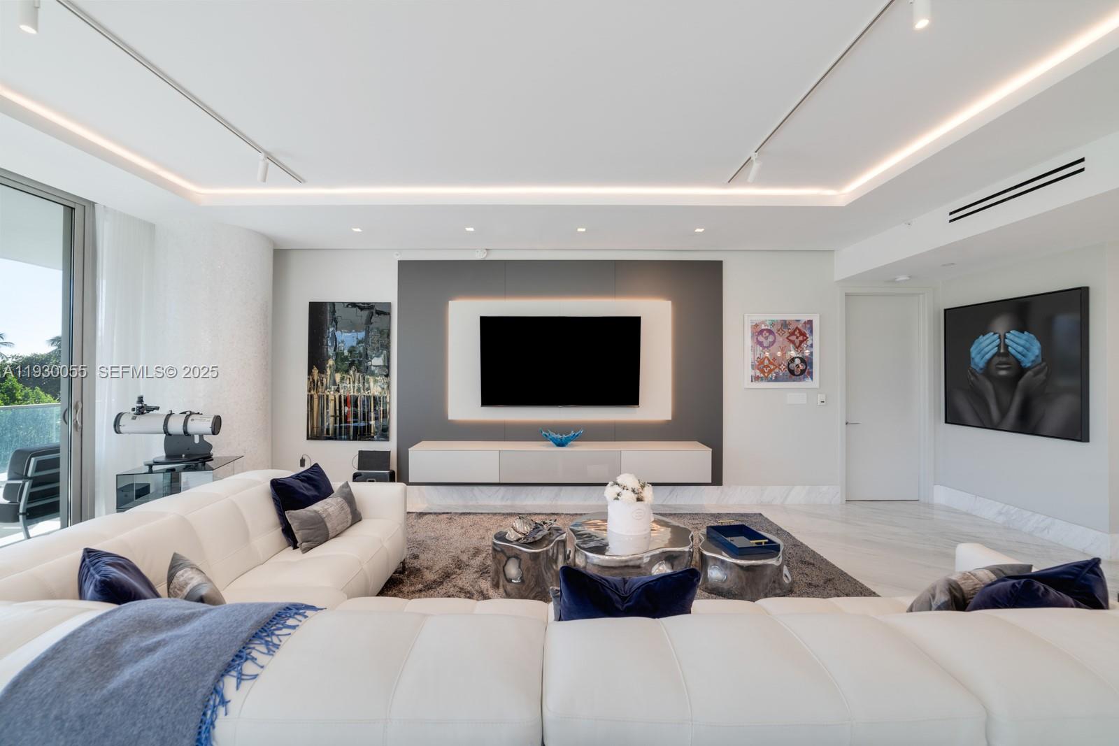 OCEANA BAL HARBOUR CONDO - Residential