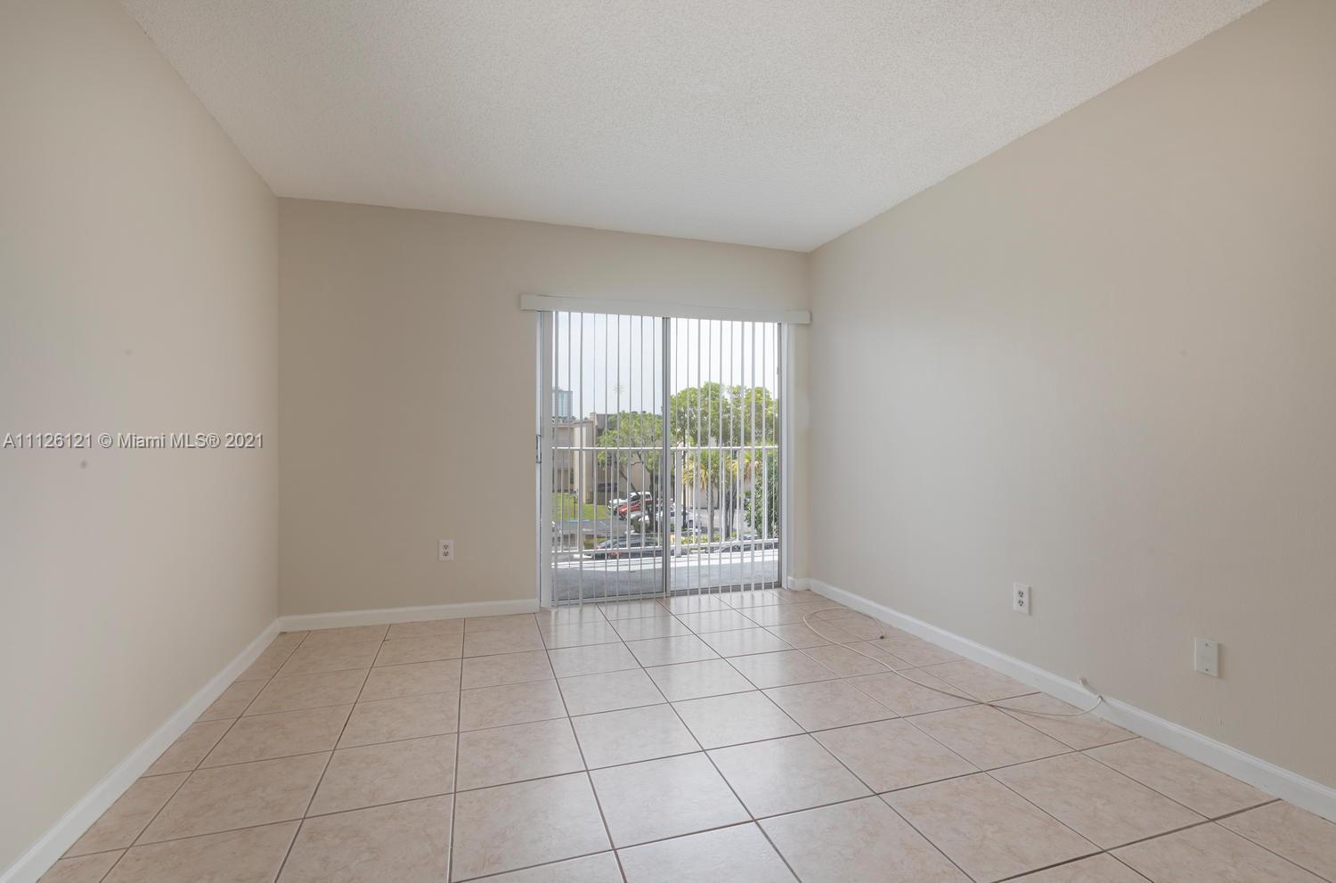 KINGS CREEK SO CONDO - Residential Lease
