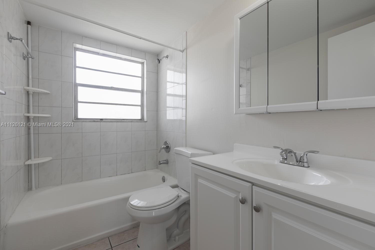KINGS CREEK SO CONDO - Residential Lease