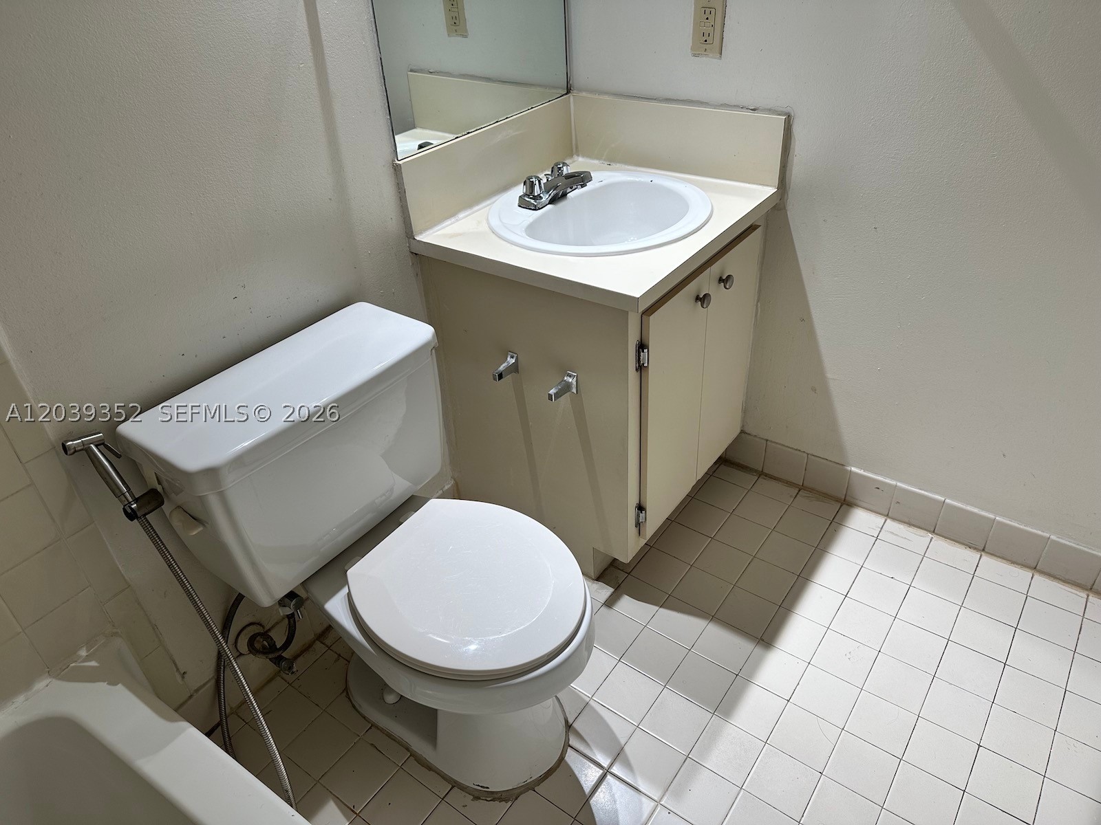 VILLA BELLINI CONDO - Residential