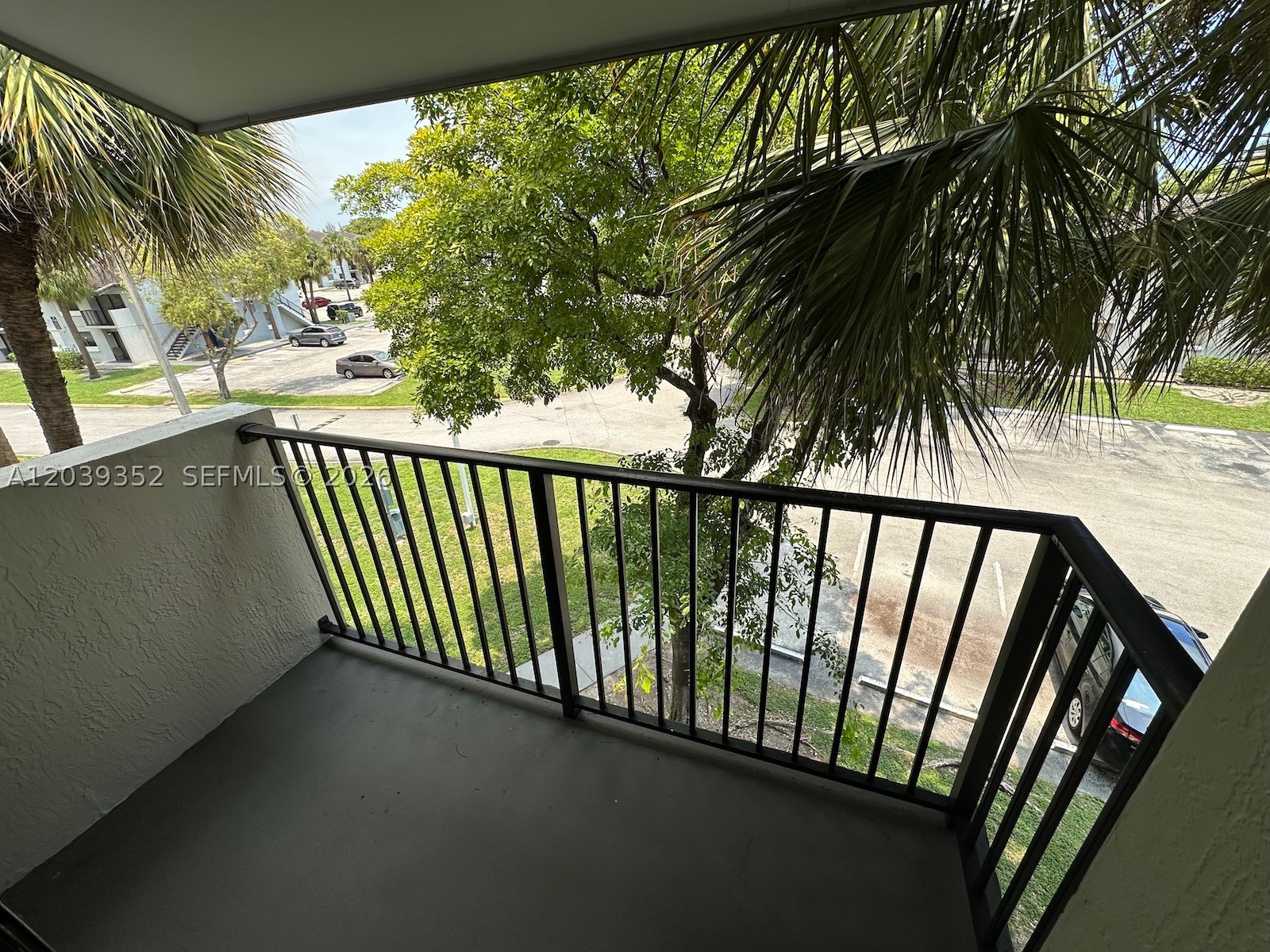 VILLA BELLINI CONDO - Residential