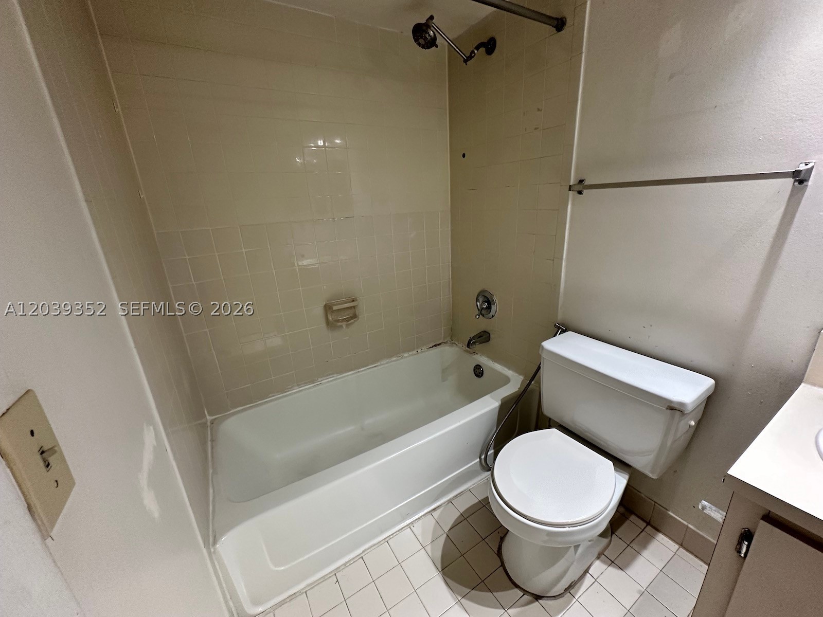 VILLA BELLINI CONDO - Residential
