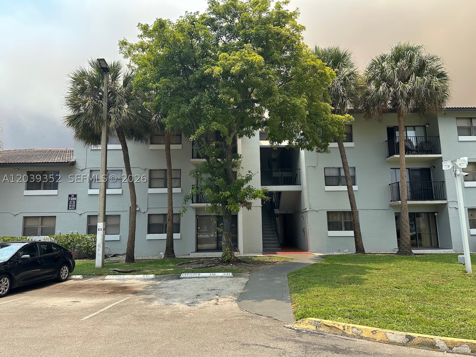 VILLA BELLINI CONDO - Residential
