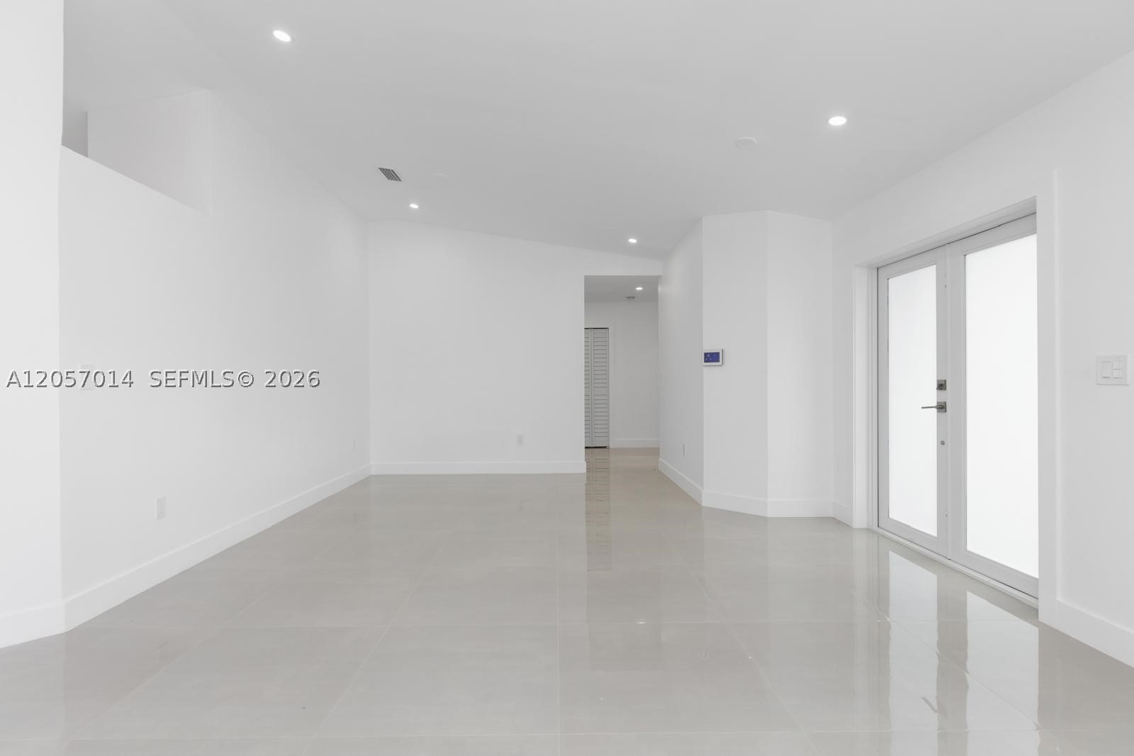 1ST AMEND TO TRUVAL SUB - Residential Lease