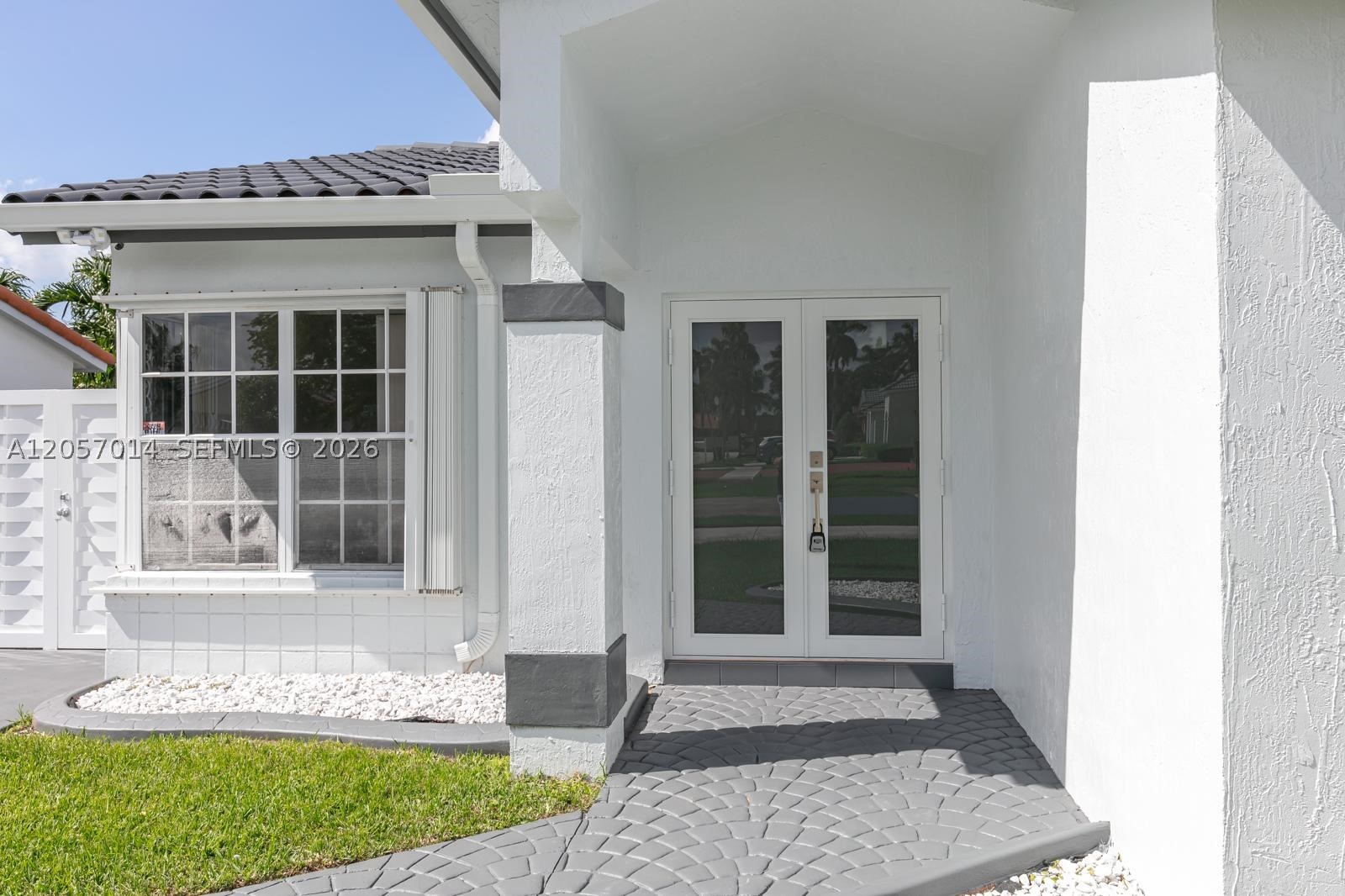 1ST AMEND TO TRUVAL SUB - Residential Lease