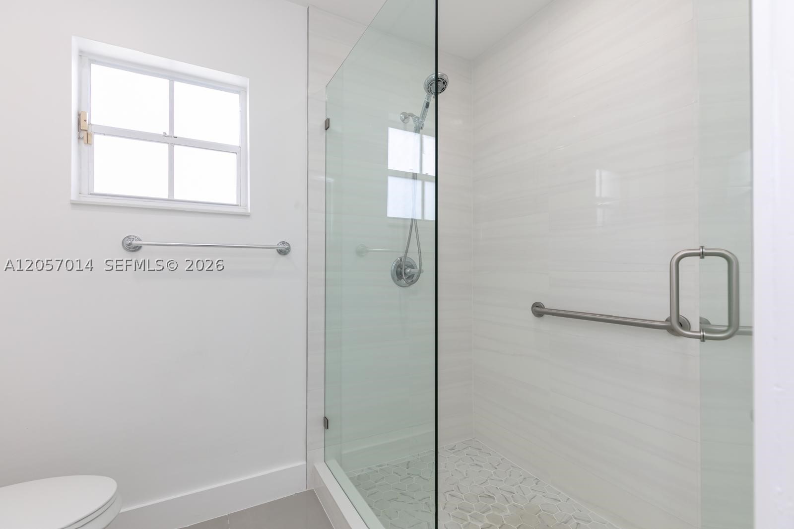 1ST AMEND TO TRUVAL SUB - Residential Lease
