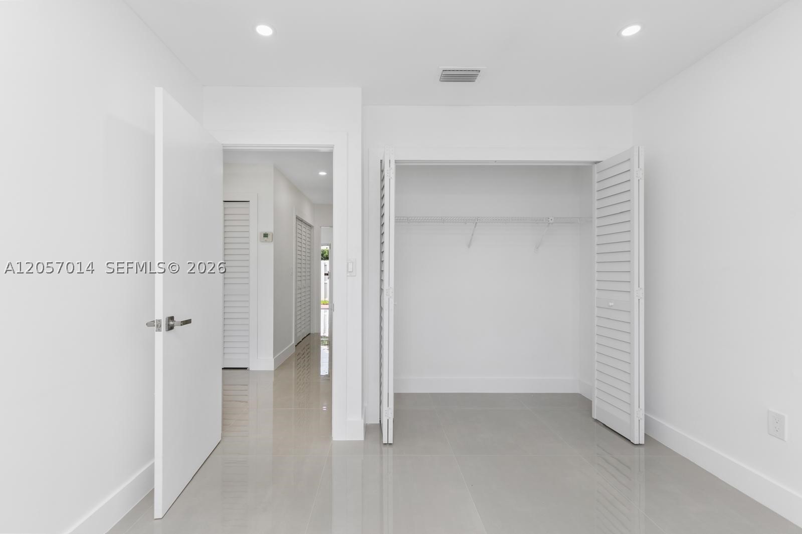 1ST AMEND TO TRUVAL SUB - Residential Lease