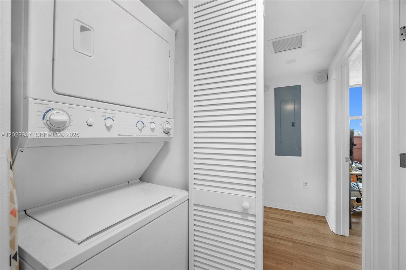 BRICKELL VISTA CONDO - Residential