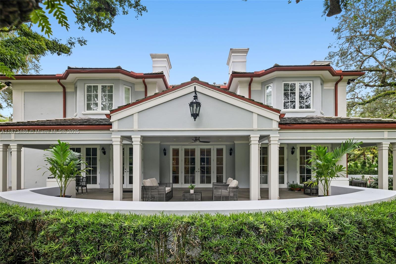 PALM VISTA - Residential