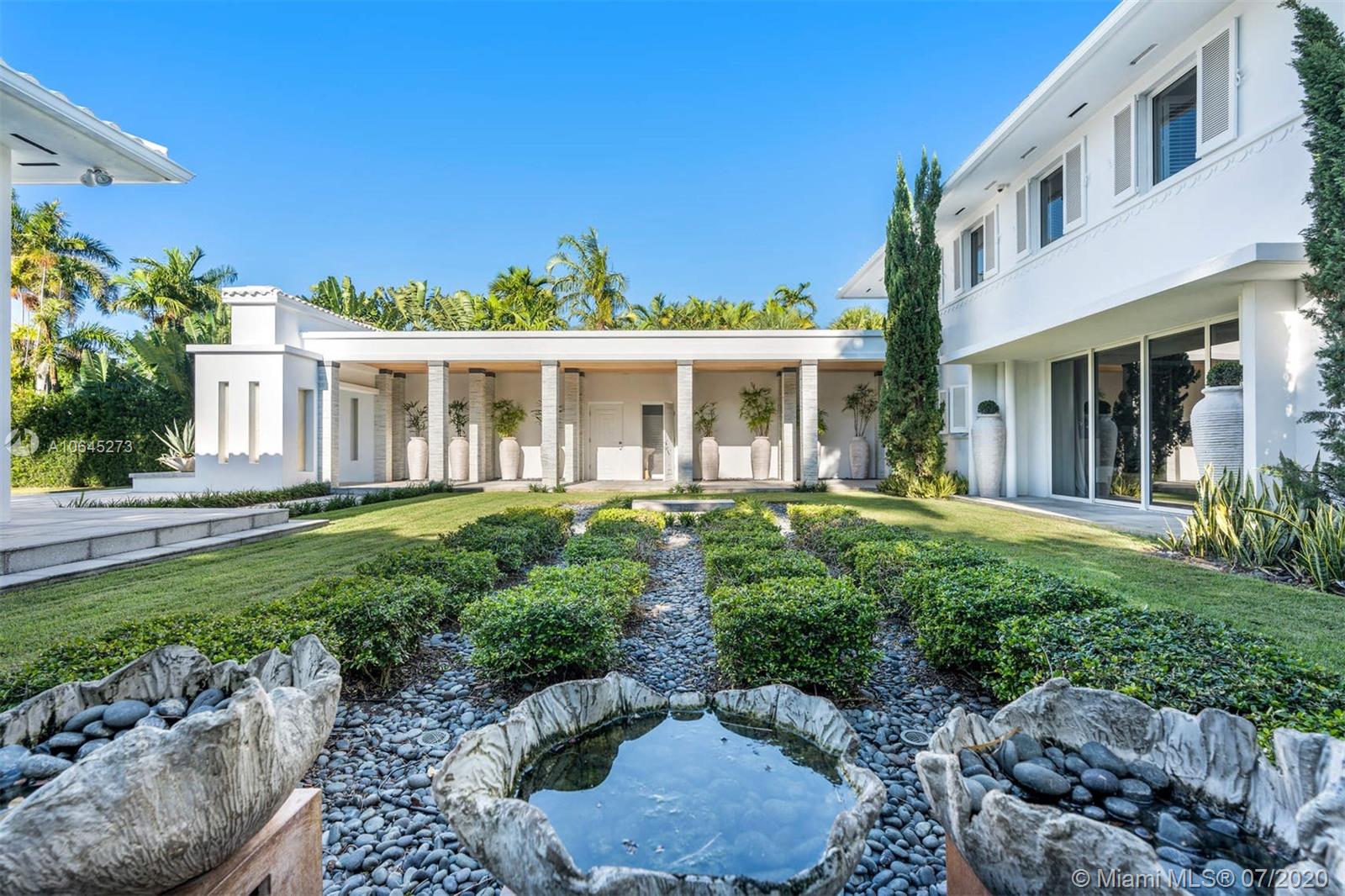 SUNSET ISLANDS-ISLAND NO - Residential