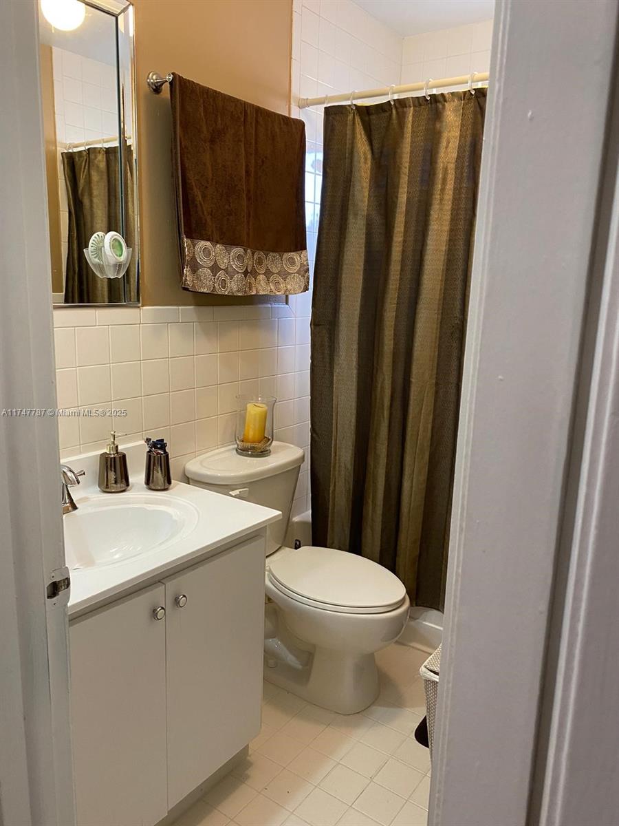 VILLA VERANDA CONDO - Residential Lease