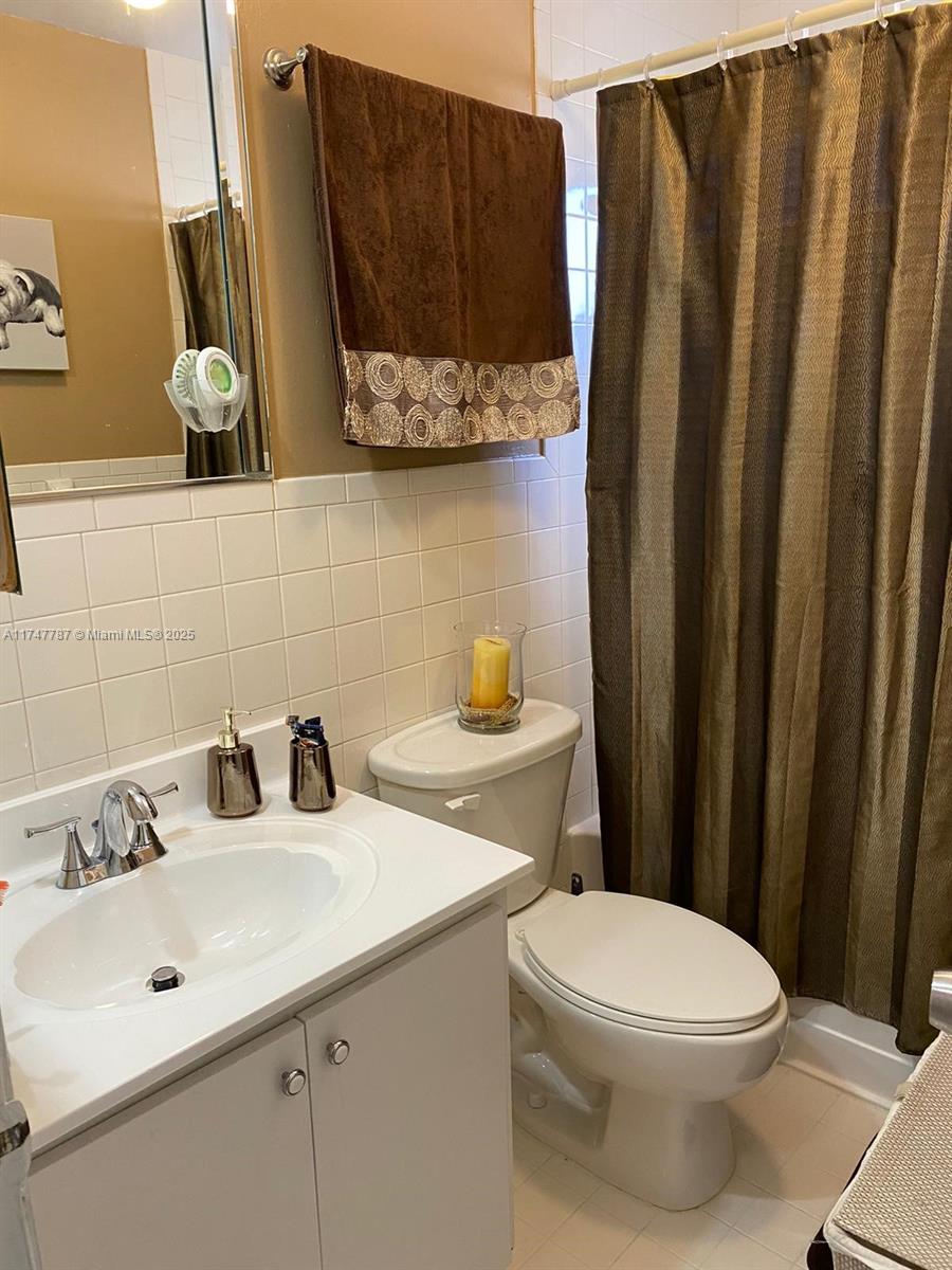 VILLA VERANDA CONDO - Residential Lease